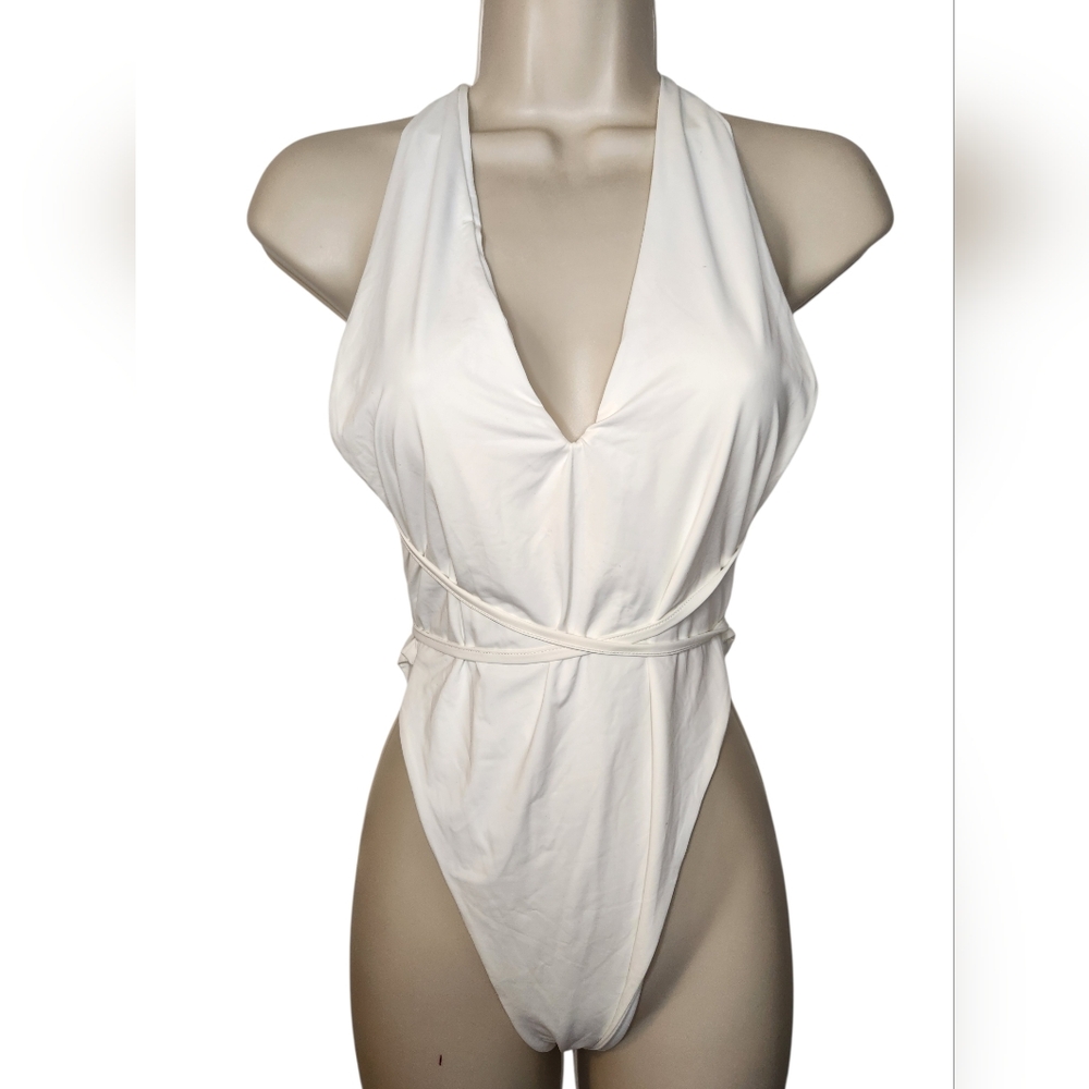 Four Three Seven White One Piece Halter Wrap Tie Swimsuit Plunge Large